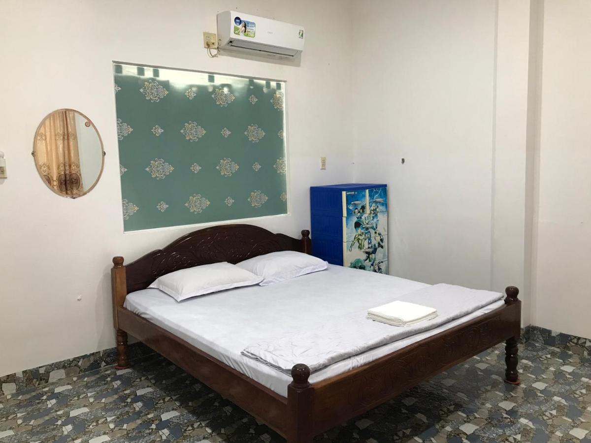 Homestay Villa Chau Doc Esterno foto