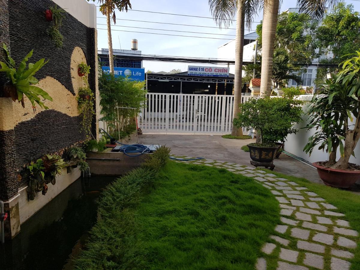 Homestay Villa Chau Doc Esterno foto